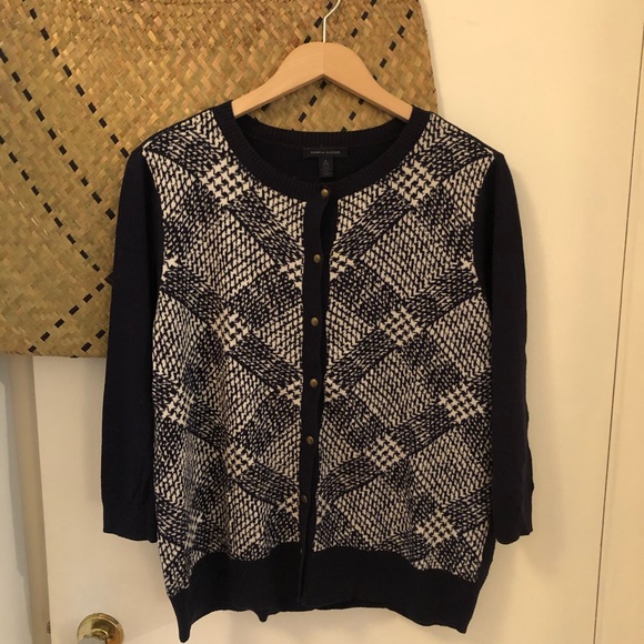 TH sweater - Picture 4 of 6